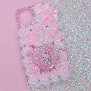 iPhone 11 Hello Kitty Whip Grip Case